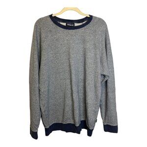Patagonia Sweatshirt Men's Size XL Crewneck Blue‎ White Stripes